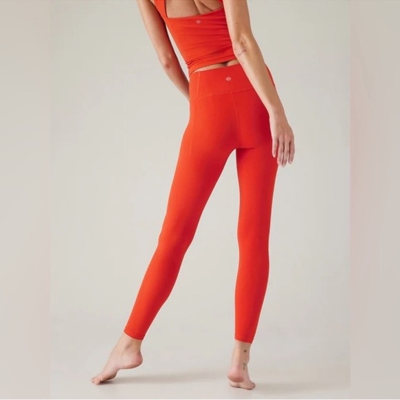 Athleta Transcend Stash Tight with Pockets Larkspur Red (orange) medium leggings - Picture 2 of 14